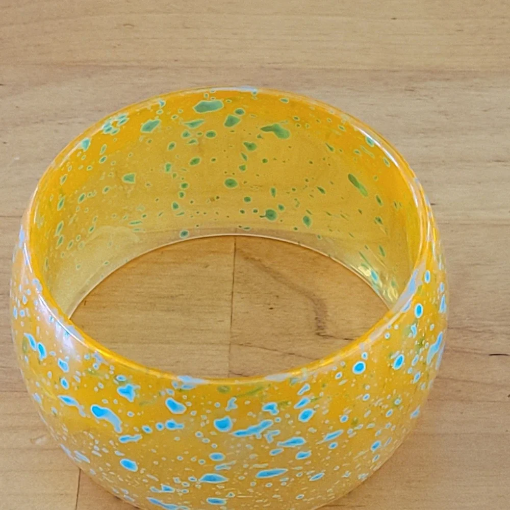Chunky Amber Resin Bangle Bracelet Blue Splatter Wide Lucite Style 2.5 Inch